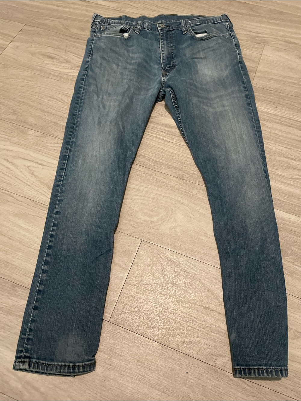 Levi's Women's Straight Leg Jeans in Faded Blue